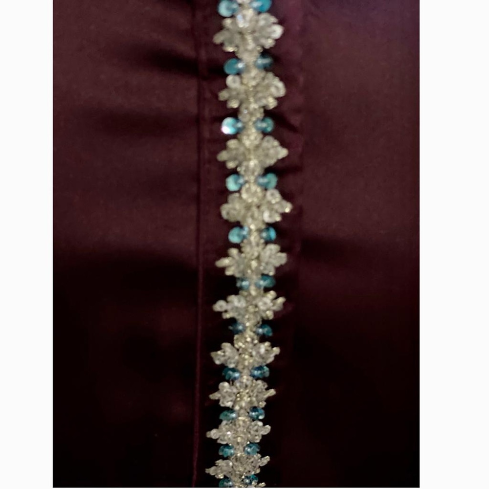 Women embellished satin blouse - Picture 4 of 5